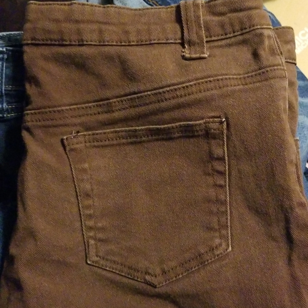 Fall brown mom jeans